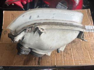 bontott SUZUKI WAGON R PLUS Jobb Fényszóró