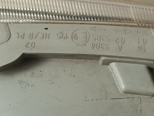 bontott SUZUKI WAGON R PLUS Jobb Fényszóró