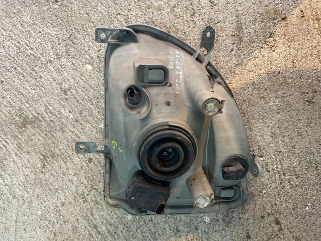 bontott SUZUKI WAGON R PLUS Jobb Fényszóró