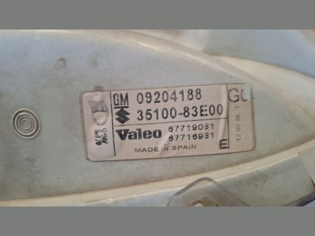 bontott SUZUKI WAGON R PLUS Jobb Fényszóró