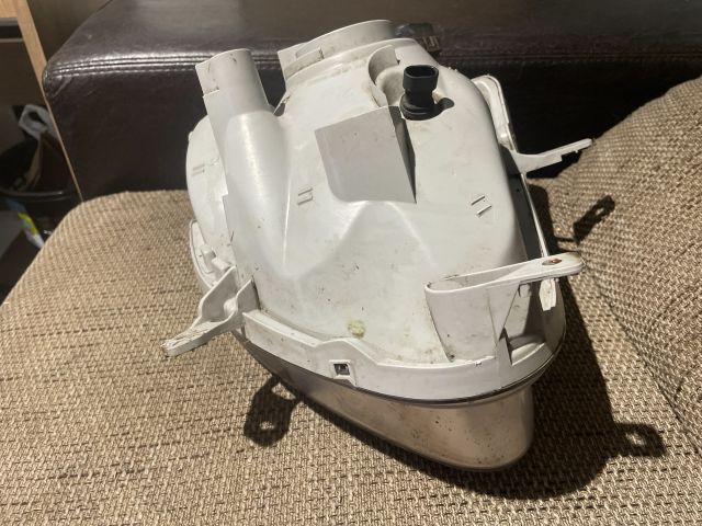 bontott SUZUKI WAGON R PLUS Jobb Fényszóró