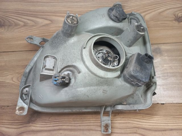 bontott SUZUKI WAGON R PLUS Jobb Fényszóró