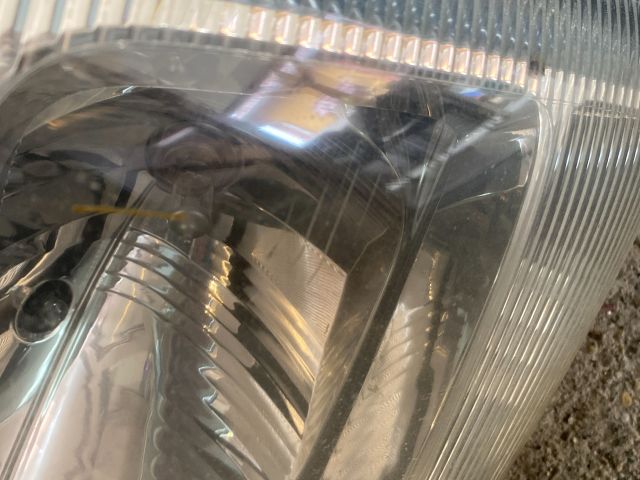 bontott SUZUKI WAGON R PLUS Jobb Fényszóró