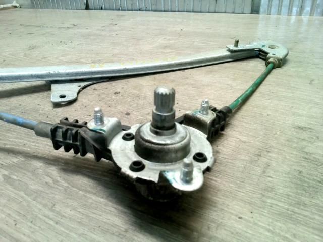 bontott SUZUKI WAGON R PLUS Jobb hátsó Ablakemelő Szerkezet (Mechanikus)
