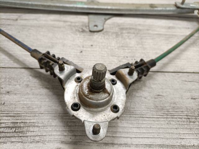 bontott SUZUKI WAGON R PLUS Jobb hátsó Ablakemelő Szerkezet (Mechanikus)