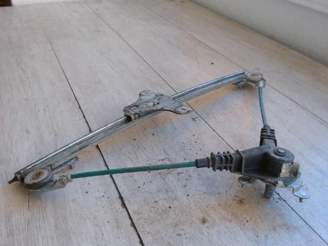 bontott SUZUKI WAGON R PLUS Jobb hátsó Ablakemelő Szerkezet (Mechanikus)