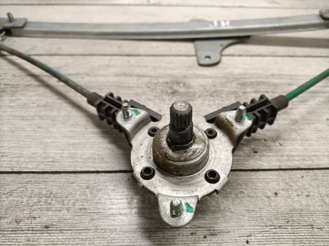 bontott SUZUKI WAGON R PLUS Jobb hátsó Ablakemelő Szerkezet (Mechanikus)