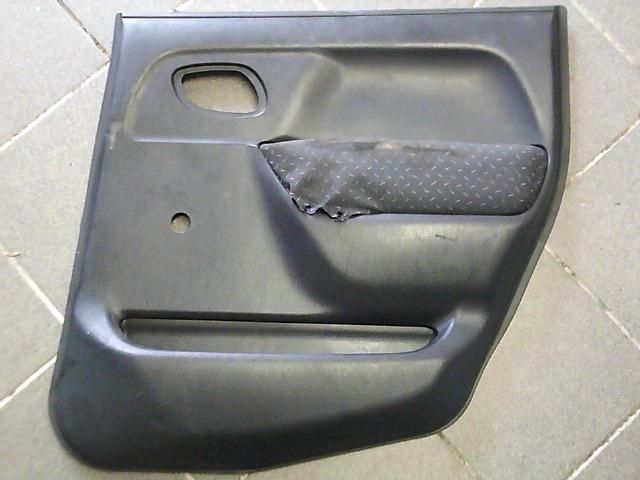 bontott SUZUKI WAGON R PLUS Jobb hátsó Ajtó Kárpit