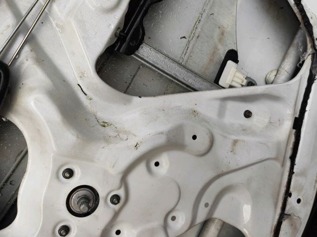 bontott SUZUKI WAGON R PLUS Jobb hátsó Ajtó (Részeivel)