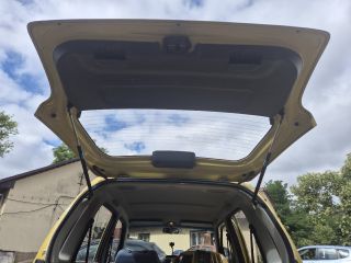 bontott SUZUKI WAGON R PLUS Jobb hátsó Ajtó (Részeivel)