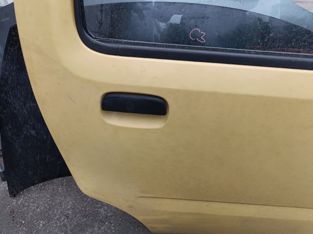 bontott SUZUKI WAGON R PLUS Jobb hátsó Ajtó (Részeivel)