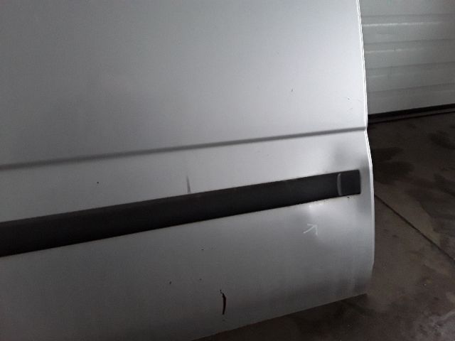 bontott SUZUKI WAGON R PLUS Jobb hátsó Ajtó (Részeivel)