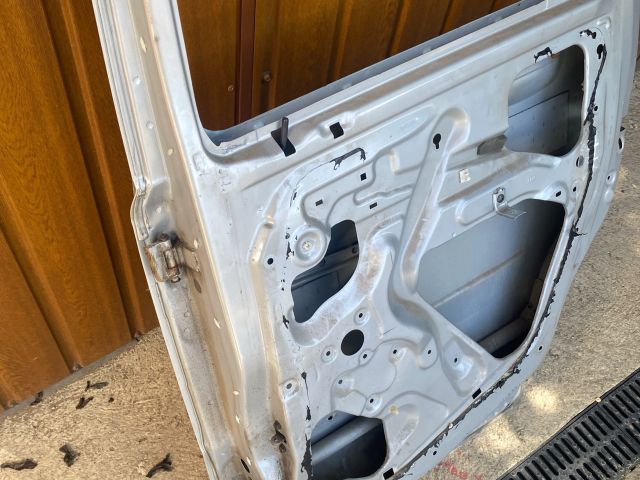 bontott SUZUKI WAGON R PLUS Jobb hátsó Ajtó (Üres lemez)