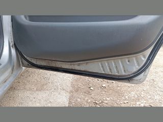 bontott SUZUKI WAGON R PLUS Jobb hátsó Ajtó (Üres lemez)