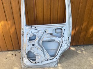 bontott SUZUKI WAGON R PLUS Jobb hátsó Ajtó (Üres lemez)