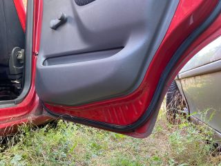 bontott SUZUKI WAGON R PLUS Jobb hátsó Ajtó (Üres lemez)