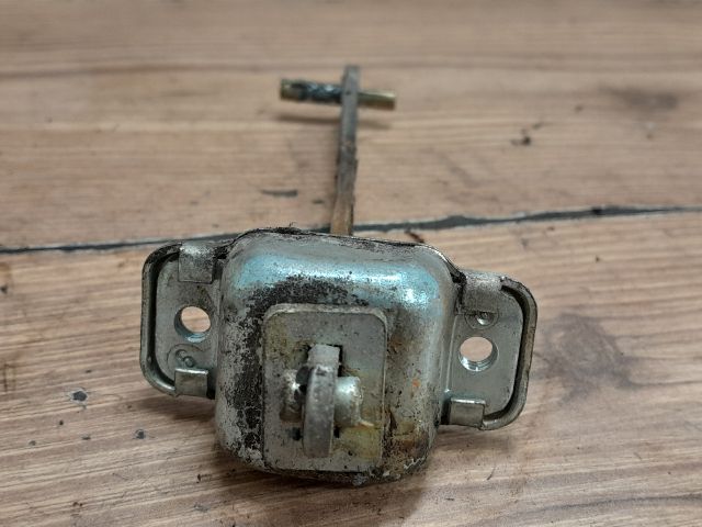 bontott SUZUKI WAGON R PLUS Jobb hátsó Ajtóhatároló