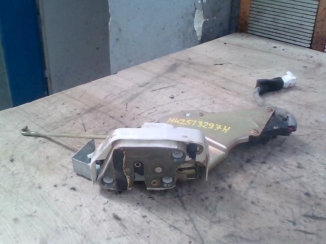 bontott SUZUKI WAGON R PLUS Jobb hátsó Ajtózár