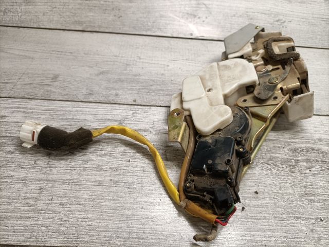 bontott SUZUKI WAGON R PLUS Jobb hátsó Ajtózár