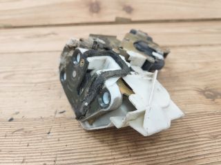 bontott SUZUKI WAGON R PLUS Jobb hátsó Ajtózár