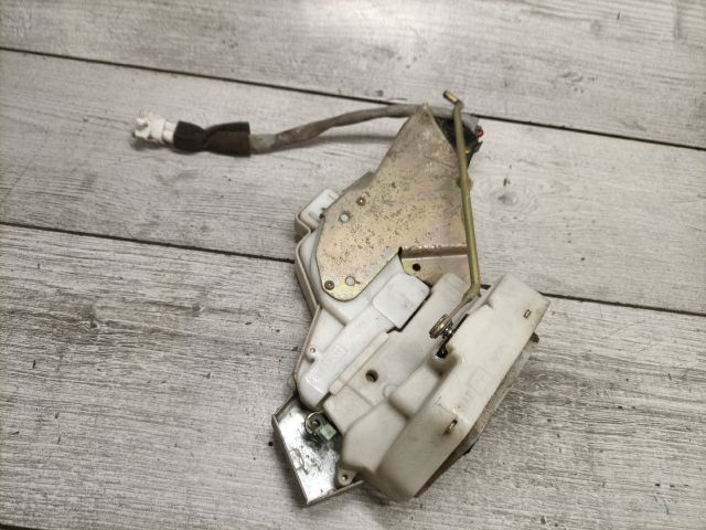 bontott SUZUKI WAGON R PLUS Jobb hátsó Ajtózár