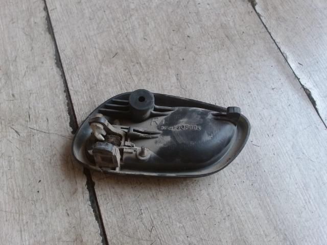 bontott SUZUKI WAGON R PLUS Jobb hátsó Belső Kilincs