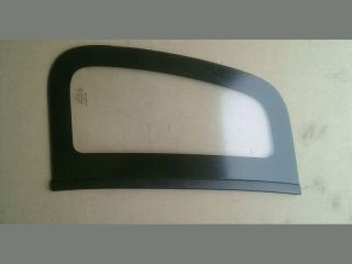 bontott SUZUKI WAGON R PLUS Jobb hátsó Fixüveg (Ajtóban)