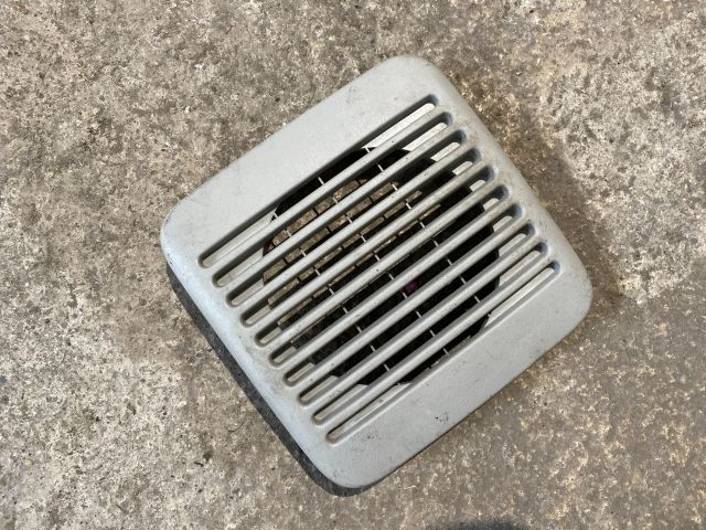 bontott SUZUKI WAGON R PLUS Jobb hátsó Hangszóró