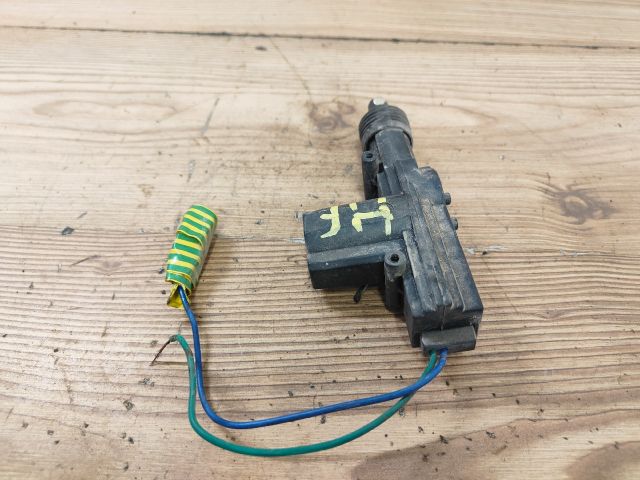 bontott SUZUKI WAGON R PLUS Jobb hátsó Központizár Motor