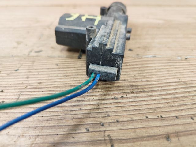 bontott SUZUKI WAGON R PLUS Jobb hátsó Központizár Motor