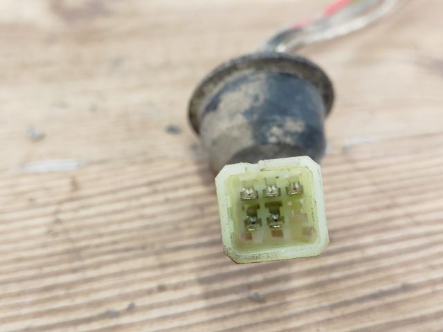 bontott SUZUKI WAGON R PLUS Jobb Hátsó Lámpa Foglalat