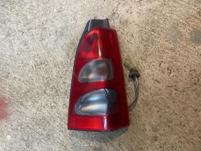 bontott SUZUKI WAGON R PLUS Jobb Hátsó Lámpa