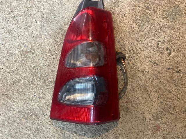 bontott SUZUKI WAGON R PLUS Jobb Hátsó Lámpa