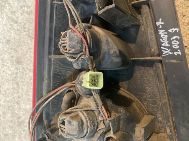 bontott SUZUKI WAGON R PLUS Jobb Hátsó Lámpa