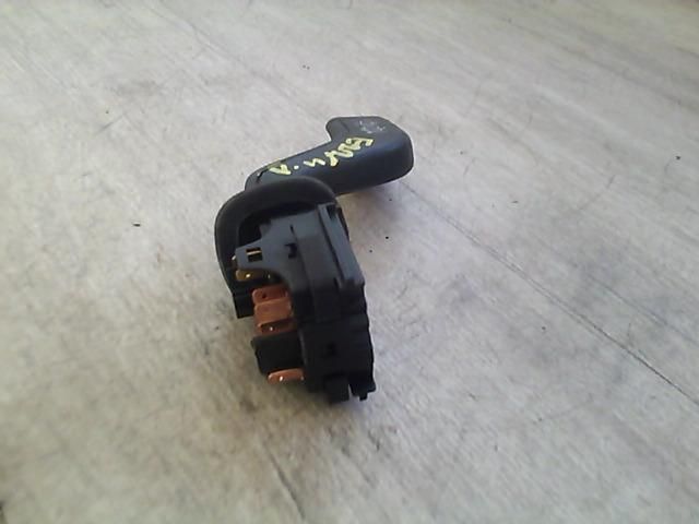 bontott SUZUKI WAGON R PLUS Jobb Kormánykapcsoló Ablaktörlő