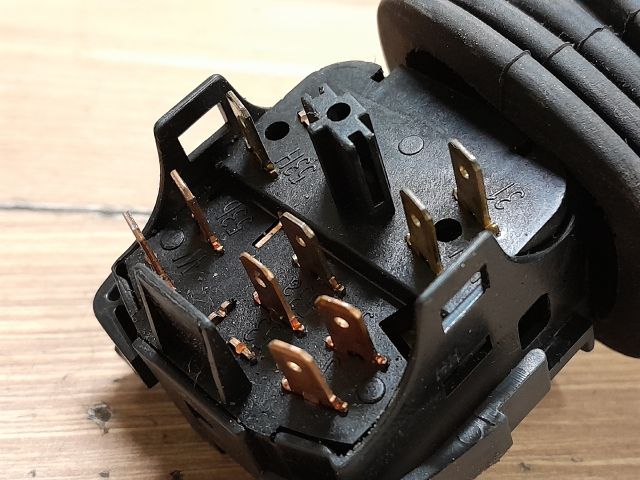 bontott SUZUKI WAGON R PLUS Jobb Kormánykapcsoló Ablaktörlő