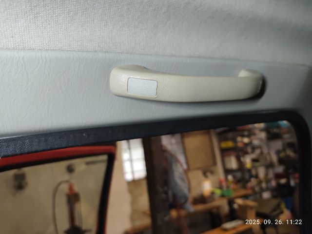 bontott SUZUKI WAGON R PLUS Kapaszkodó (Felső) Szett