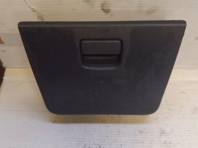 bontott SUZUKI WAGON R PLUS Kesztyűtartó Ajtó