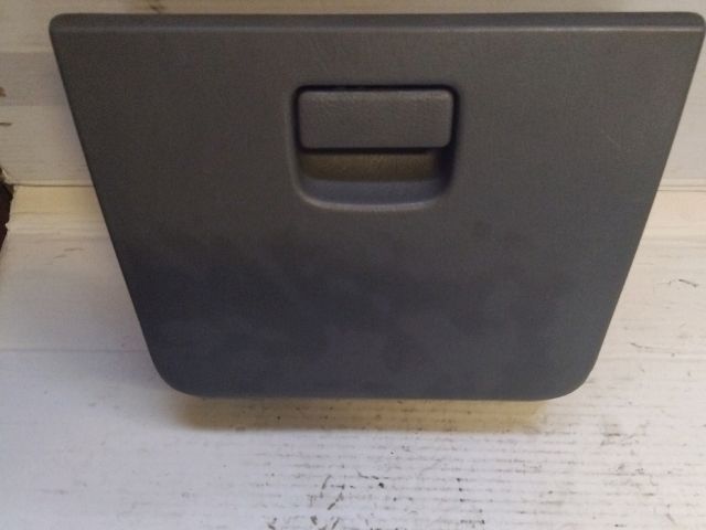 bontott SUZUKI WAGON R PLUS Kesztyűtartó Ajtó