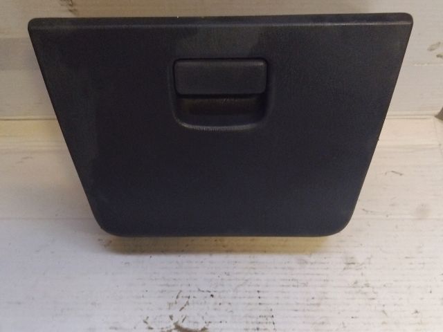 bontott SUZUKI WAGON R PLUS Kesztyűtartó Ajtó