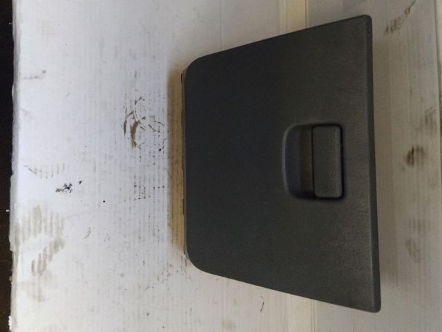 bontott SUZUKI WAGON R PLUS Kesztyűtartó Ajtó