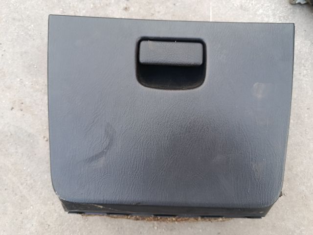 bontott SUZUKI WAGON R PLUS Kesztyűtartó