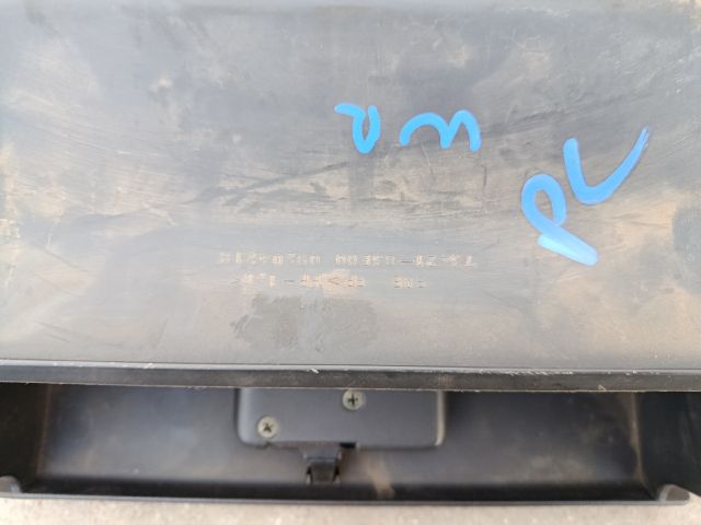 bontott SUZUKI WAGON R PLUS Kesztyűtartó