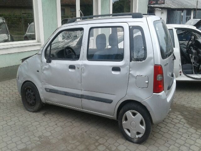 bontott SUZUKI WAGON R PLUS Kesztyűtartó