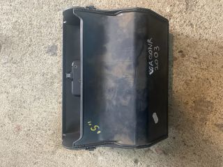 bontott SUZUKI WAGON R PLUS Kesztyűtartó