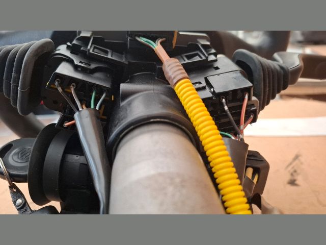 bontott SUZUKI WAGON R PLUS Komplett Kormánykapcsoló (Bajuszkapcsoló)