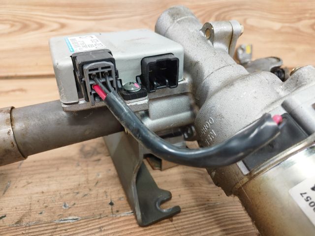 bontott SUZUKI WAGON R PLUS Kormányoszlop