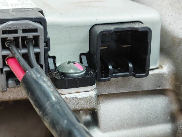 bontott SUZUKI WAGON R PLUS Kormányoszlop