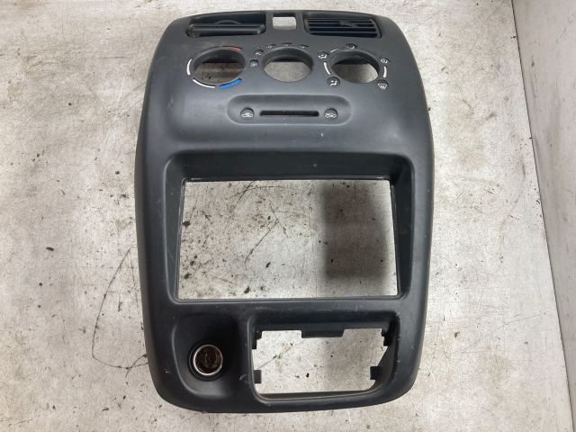 bontott SUZUKI WAGON R PLUS Középkonzol Keret