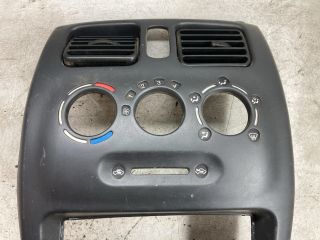 bontott SUZUKI WAGON R PLUS Középkonzol Keret